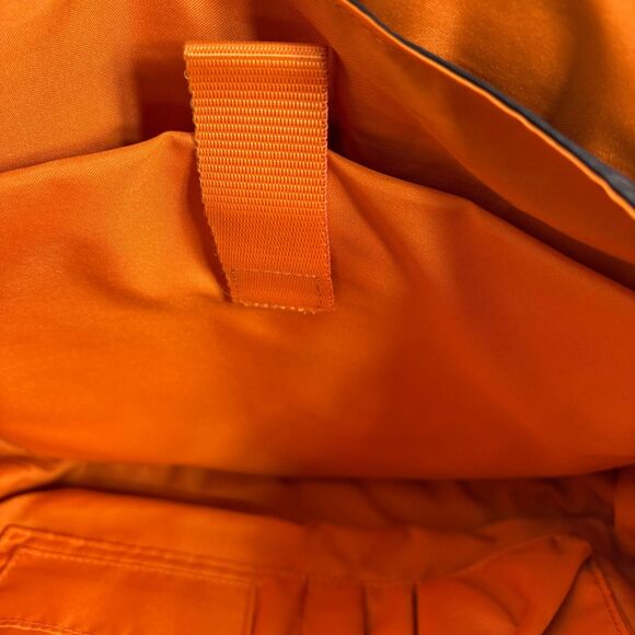 Baggallini Cross Body Messenger Bag Tote Black Orange Padded Slot Inside - Picture 6 of 15